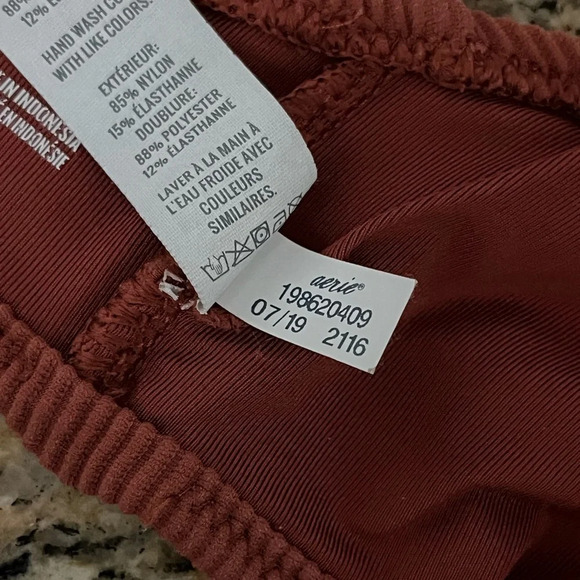 Aerie Brown Ribbed Triangle Swim Top Womens Beach Summer Cruise M Halter - Picture 5 of 8